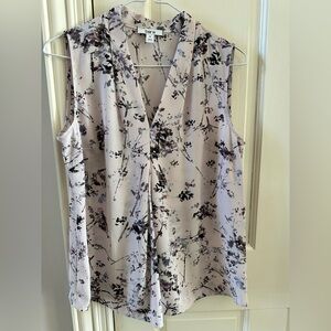 Bar III Floral Print Sleeveless Blouse - pale lavender and Plum
